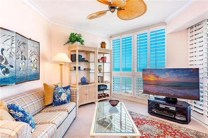 4021  Gulf Shore N BLVD, Naples, FL 34103