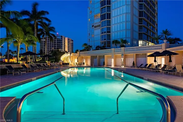 4021  Gulf Shore N BLVD, Naples, FL 34103