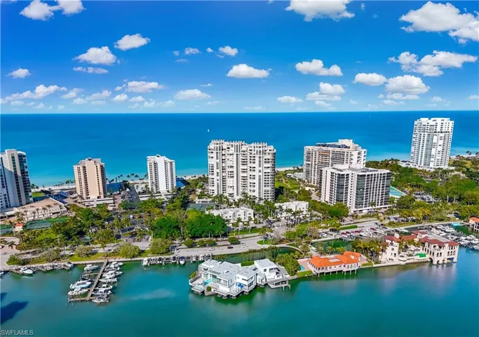 4021  Gulf Shore N BLVD, Naples, FL 34103