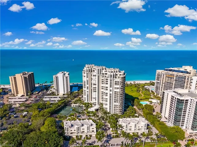 4021  Gulf Shore N BLVD, Naples, FL 34103
