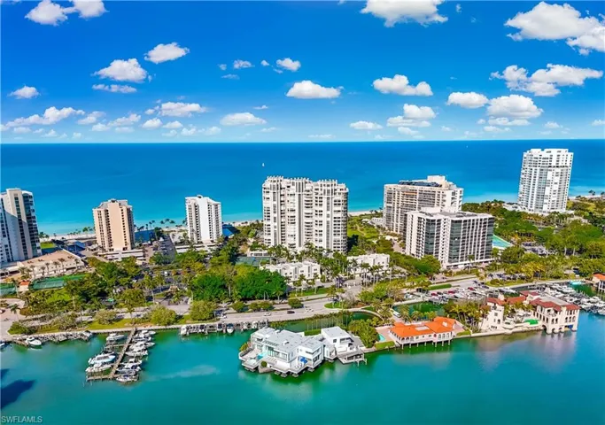 4021  Gulf Shore N BLVD, Naples, FL 34103