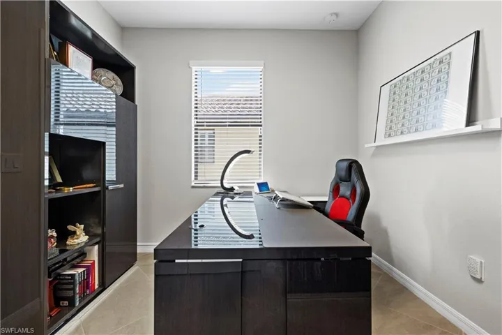 Bedroom 2 (Office)