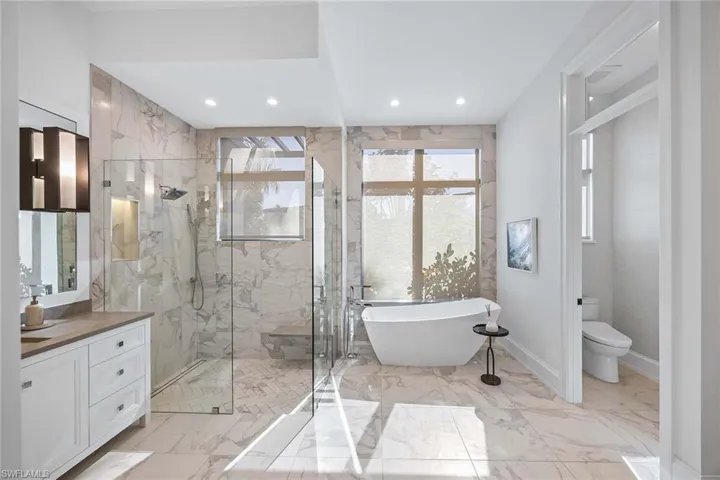 1300 Nautilus Rd, Naples, Florida 34102