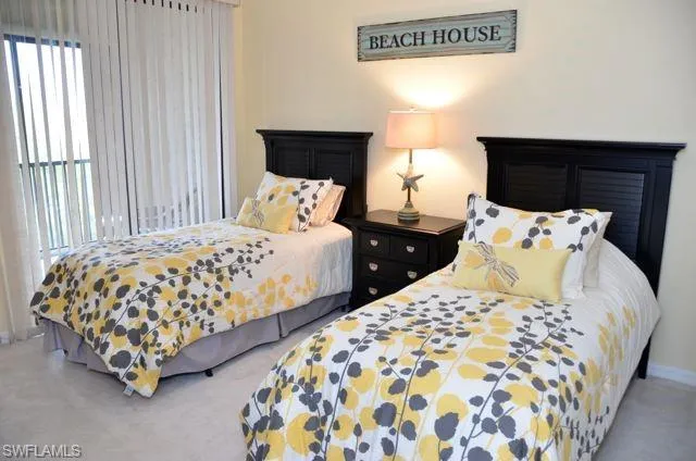 7040  Pelican Bay  BLVD, Naples, FL 34108