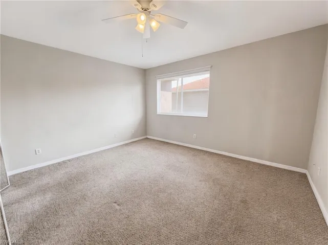 9706 Roundstone Cir, Fort Myers, Florida 33967