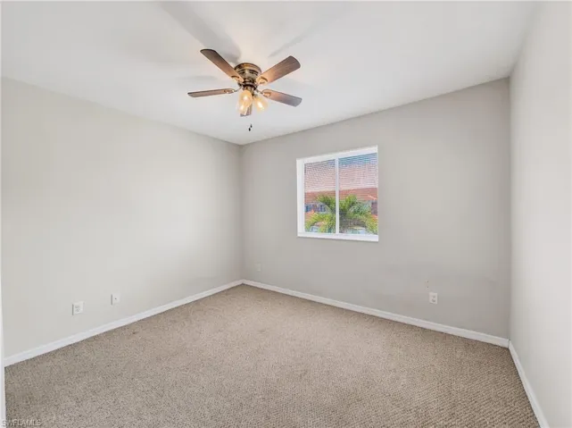 9706 Roundstone Cir, Fort Myers, Florida 33967