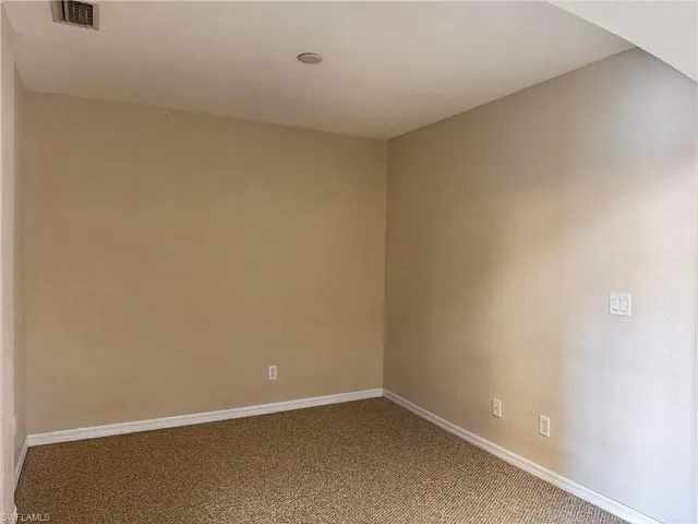 9706 Roundstone Cir, Fort Myers, Florida 33967