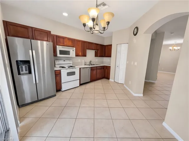 9706  Roundstone  CIR, Fort Myers, FL 33967