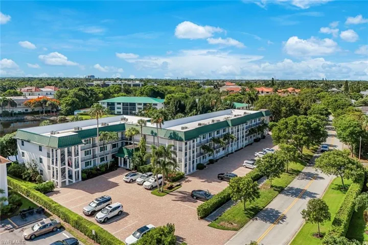 3030 Binnacle Dr 101, Naples, Florida 34103