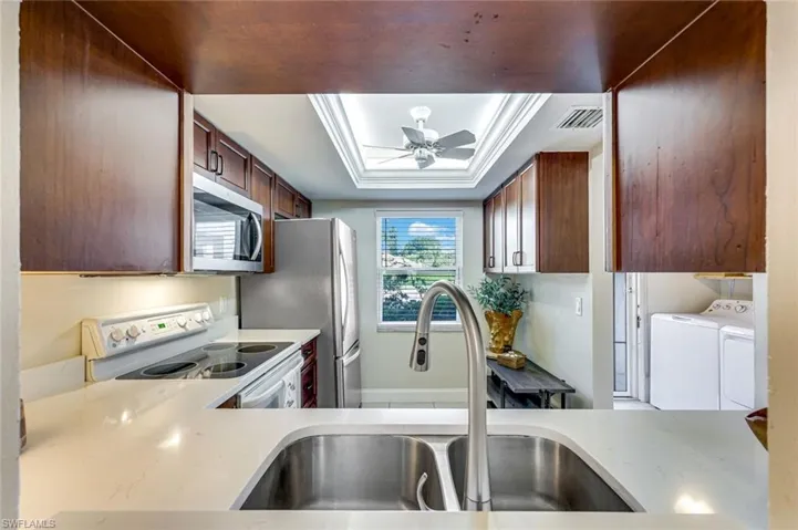 3030 Binnacle Dr 101, Naples, Florida 34103
