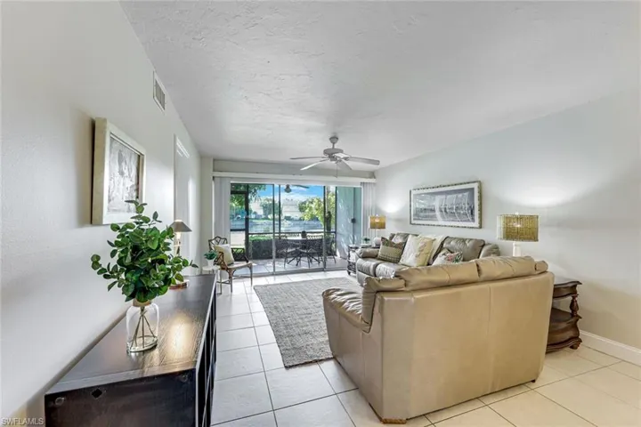 3030 Binnacle Dr 101, Naples, Florida 34103