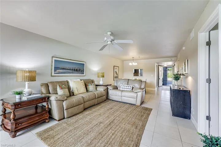 3030 Binnacle Dr 101, Naples, Florida 34103