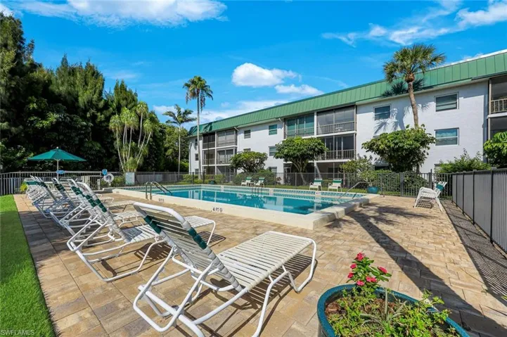 3030 Binnacle Dr 101, Naples, Florida 34103