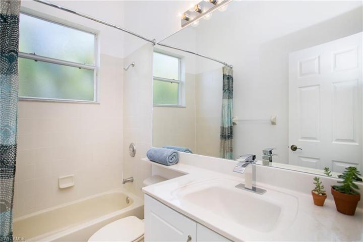 2nd Bathroom
