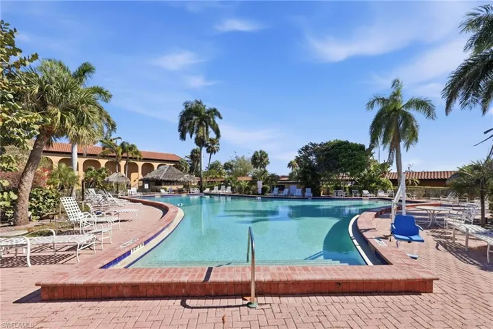 Community pool