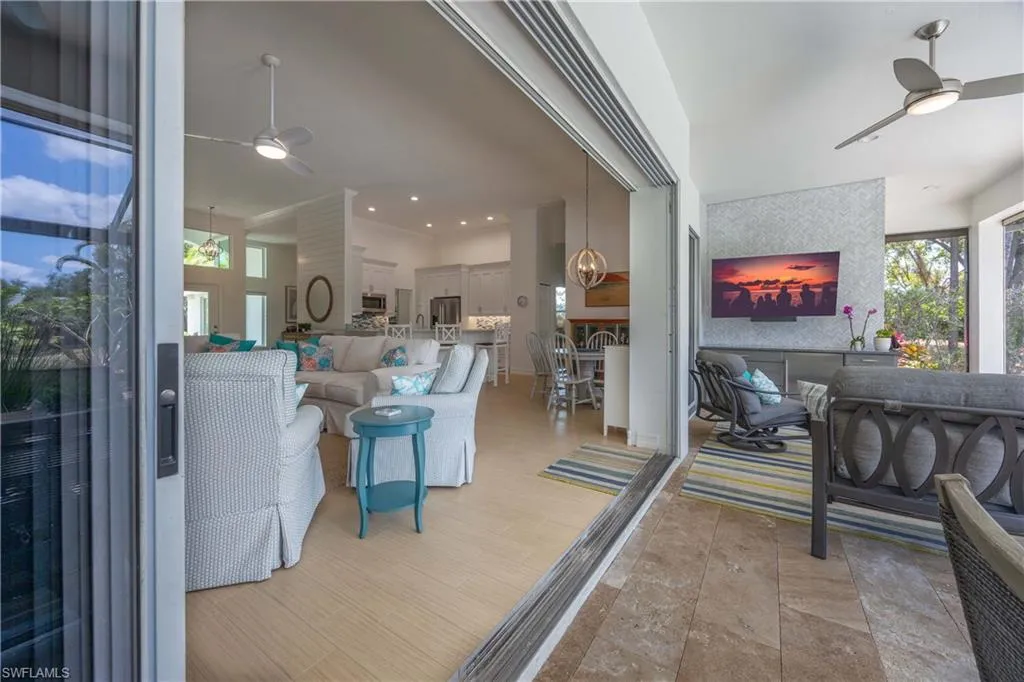 6573 Chestnut CIR, Naples, FL 34109,225043794