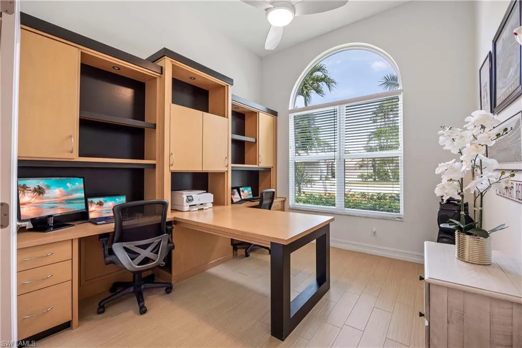 6573 Chestnut CIR, Naples, FL 34109,225043794