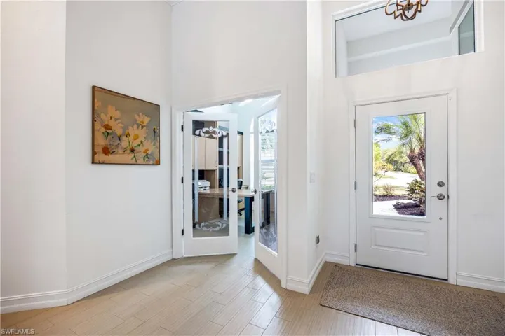 6573  Chestnut  CIR, Naples, FL 34109
