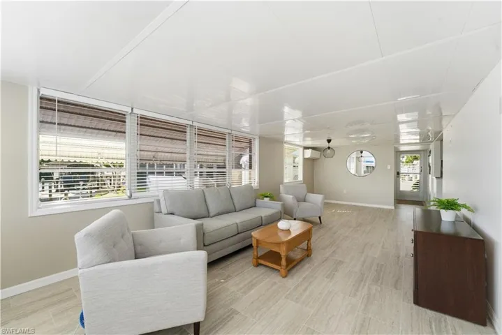 11391  Cypress  LN, Fort Myers Beach, FL 33931
