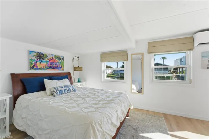 11391  Cypress  LN, Fort Myers Beach, FL 33931