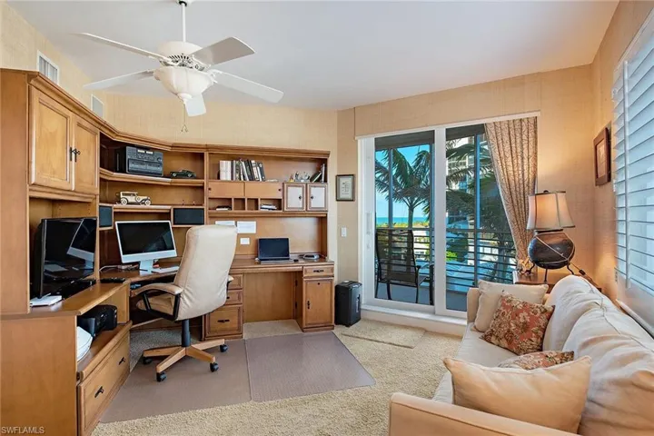 8231  Bay Colony  DR, Naples, FL 34108