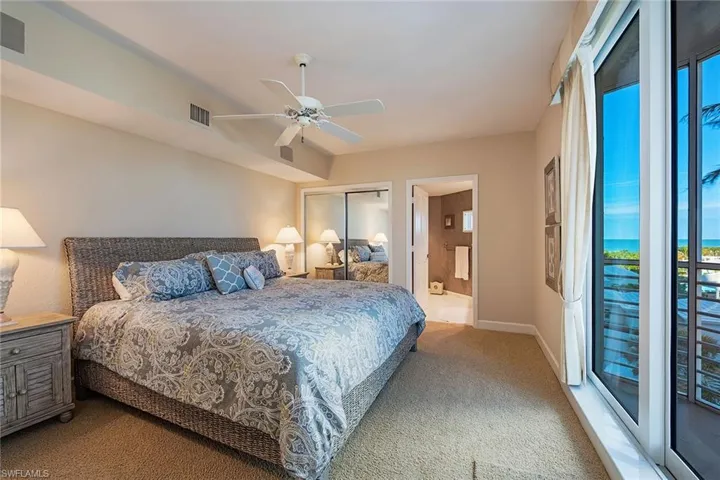 8231  Bay Colony  DR, Naples, FL 34108