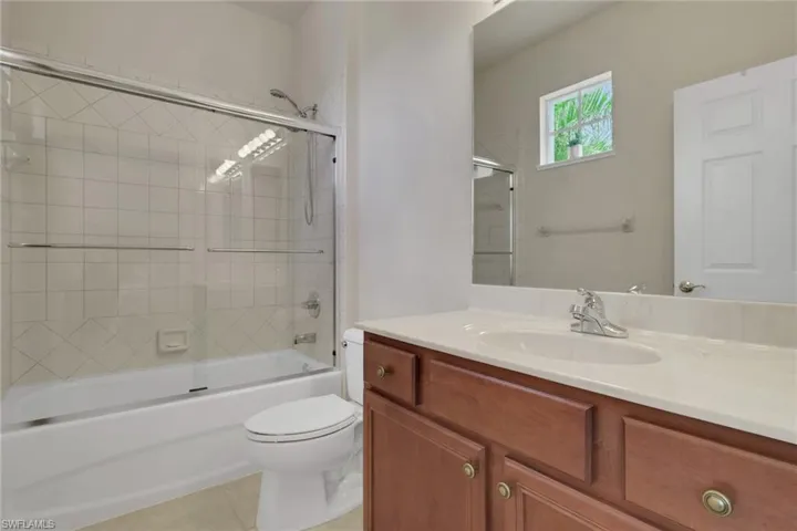 28652 San Lucas Ln 201, Bonita Springs, Florida 34135