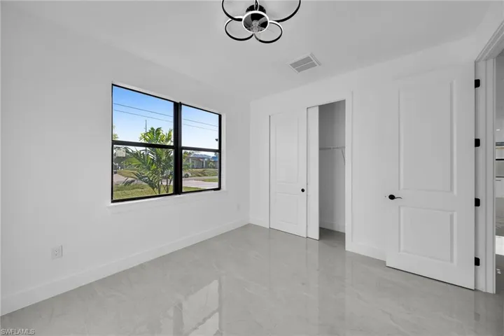 1003 NW 8  TER, Cape Coral, FL 33993