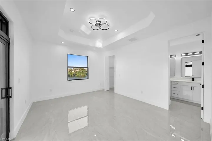 1003 NW 8  TER, Cape Coral, FL 33993