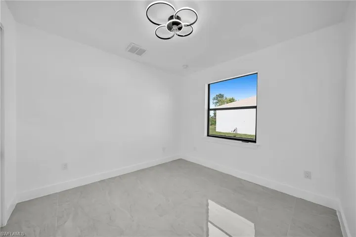 1003 NW 8  TER, Cape Coral, FL 33993