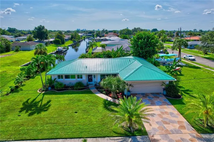 4638 Vinsetta Ave, North Fort Myers, Florida 33903