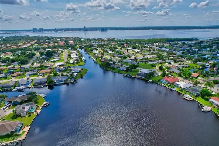 4638 Vinsetta Ave, North Fort Myers, Florida 33903