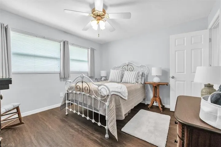 5027 Pelican Blvd, Cape Coral, Florida 33914
