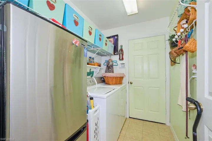 9238  Aegean  CIR, Lehigh Acres, FL 33936