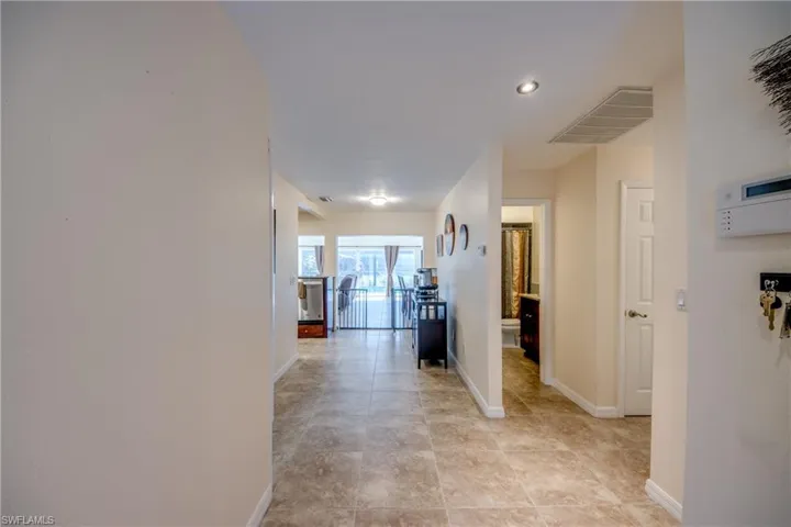 8524  Dartmouth  ST, Fort Myers, FL 33907