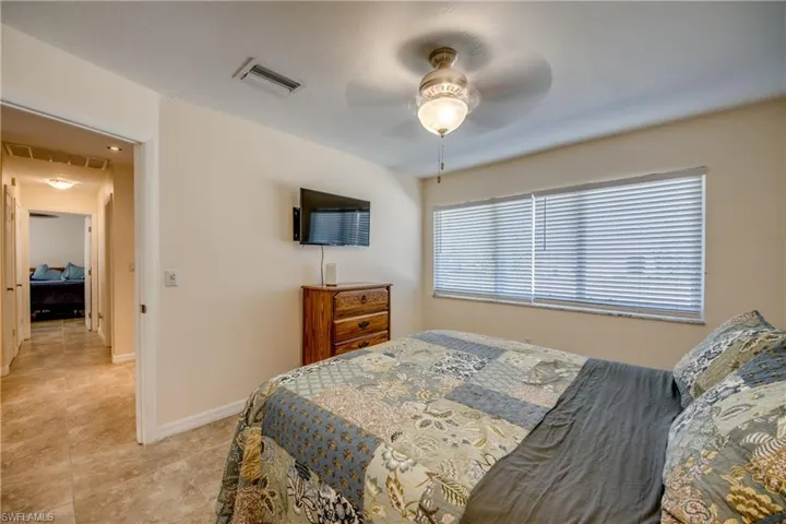 8524  Dartmouth  ST, Fort Myers, FL 33907