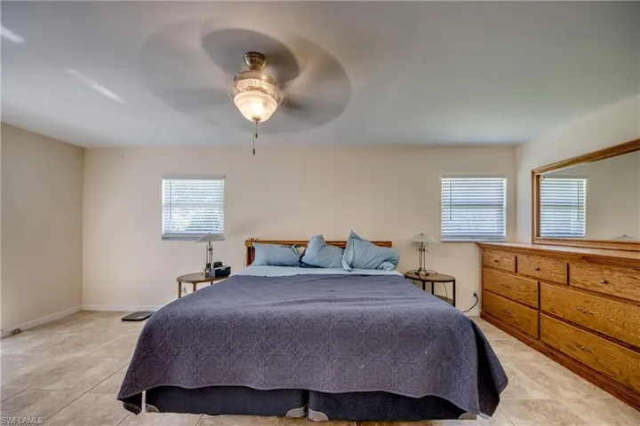 8524  Dartmouth  ST, Fort Myers, FL 33907