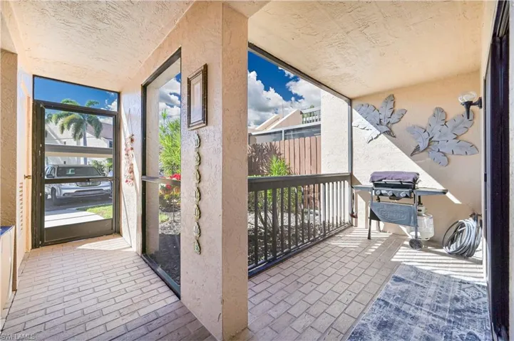 Balcony featuring grilling area