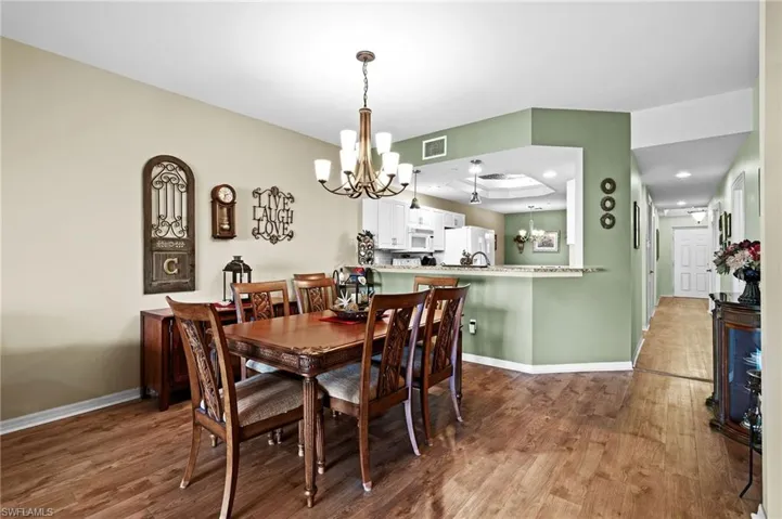 14815  Laguna  DR, Fort Myers, FL 33908