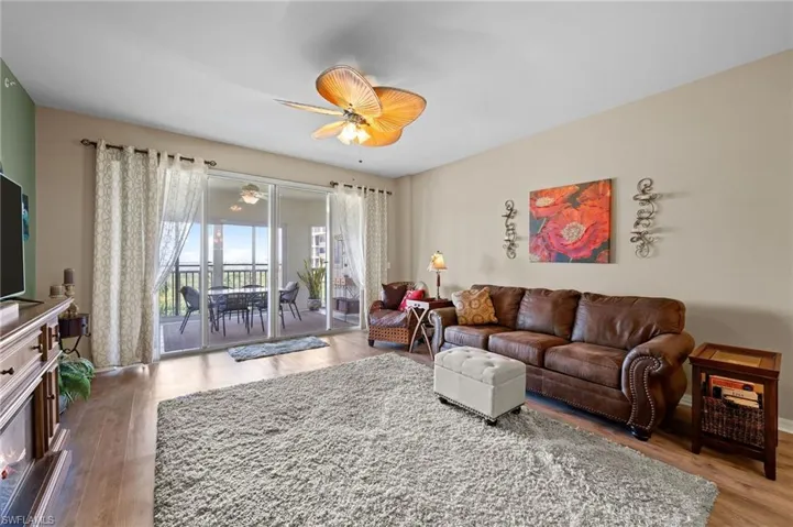 14815  Laguna  DR, Fort Myers, FL 33908