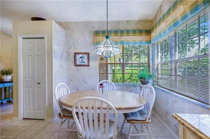 6582  Ilex  CIR, Naples, FL 34109