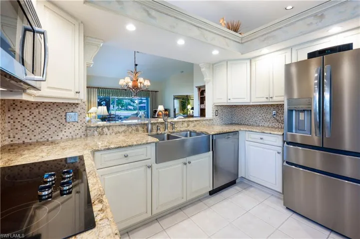 6582  Ilex  CIR, Naples, FL 34109