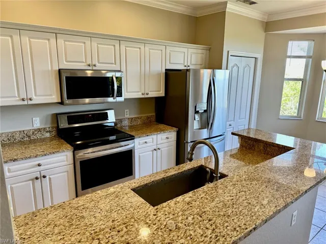 8341 Whiskey Preserve Cir 544, Fort Myers, Florida 33919