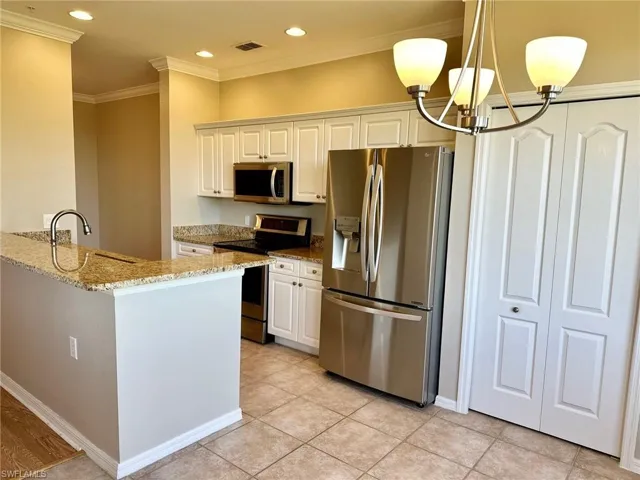 8341 Whiskey Preserve Cir 544, Fort Myers, Florida 33919