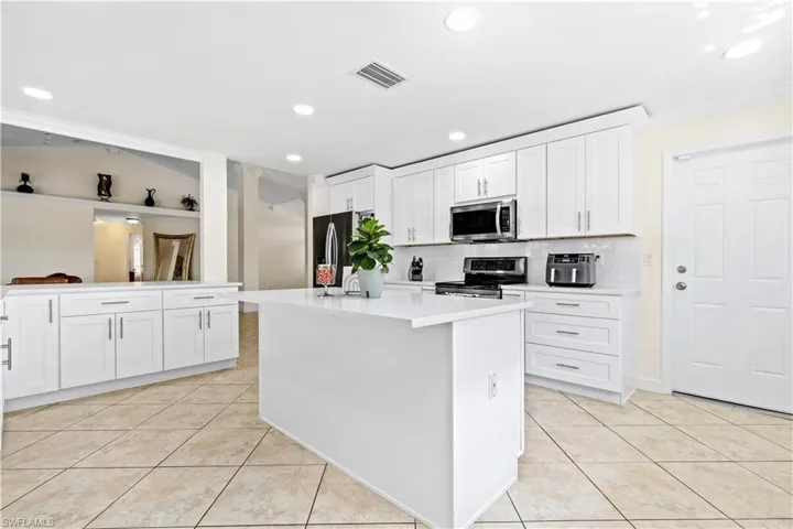 1620 Nw 12th St, Cape Coral, Florida 33993