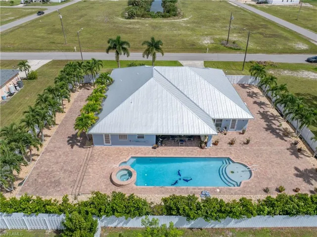 1620 Nw 12th St, Cape Coral, Florida 33993