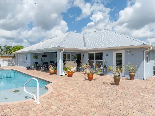 1620 Nw 12th St, Cape Coral, Florida 33993