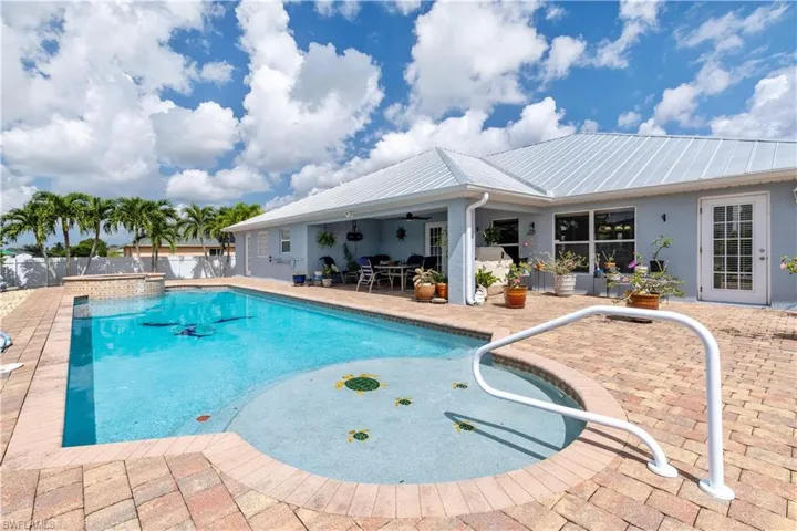 1620 Nw 12th St, Cape Coral, Florida 33993