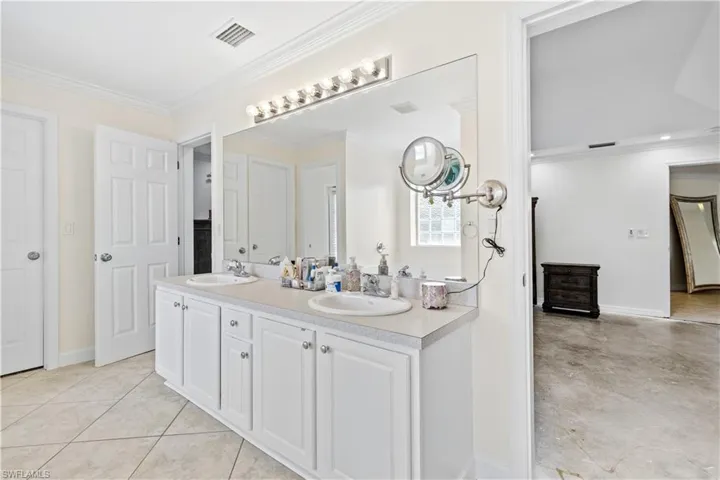 1620 Nw 12th St, Cape Coral, Florida 33993
