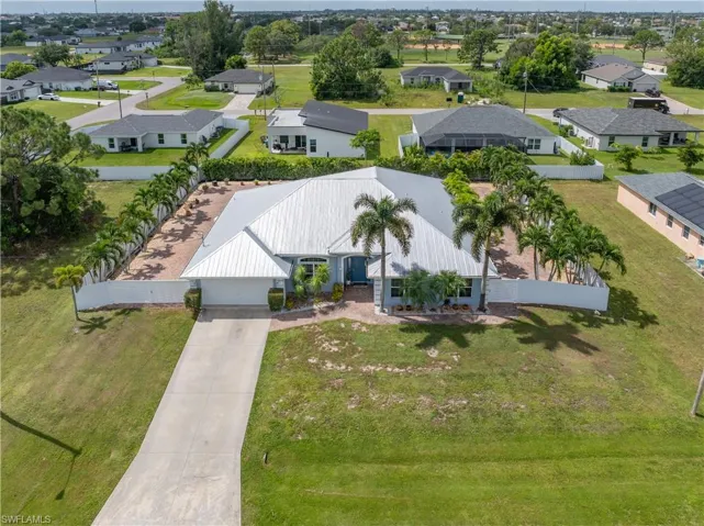 1620 Nw 12th St, Cape Coral, Florida 33993